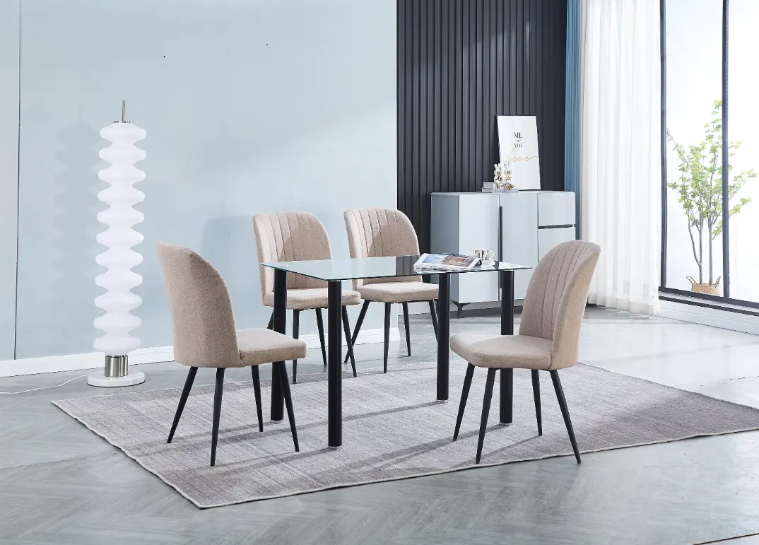 conjunto-mesa-yuri-4-sillas-rory-beig Sillas Rory tapizadas en beig con patas negras