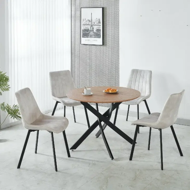 Mesa comedor Dublín Roble redonda con sobre en roble natural y patas negras en cruz